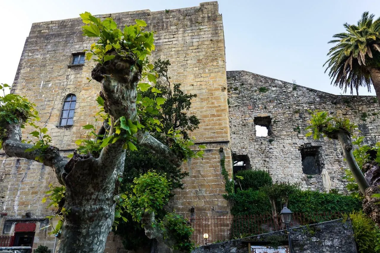 Parador De Hondarribia